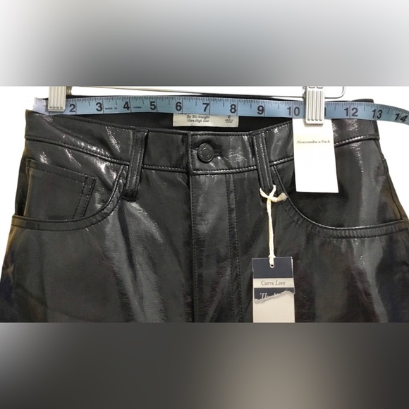 NWT Abercrombie & Fitch Curve Love Vegan Leather Pants - Picture 6 of 6